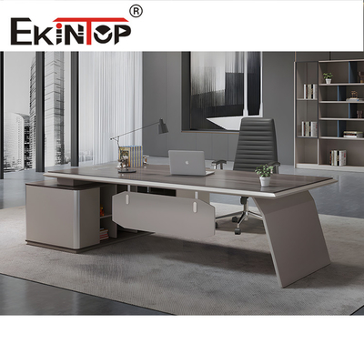 Großer Schreibtisch in mattem Chrom-Finish, L-förmiger Schreibtisch im modernen Stil