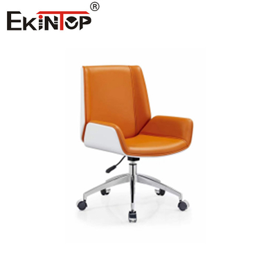 Multifunktionale Bürostühle aus Leder für optimierte und produktive Arbeitsprozesse
