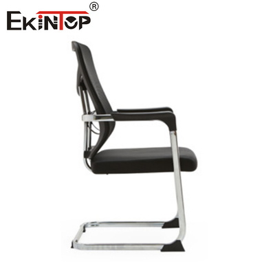 Standardgröße Mesh Back Office Chair mit Metallrahmen und Armlehnen