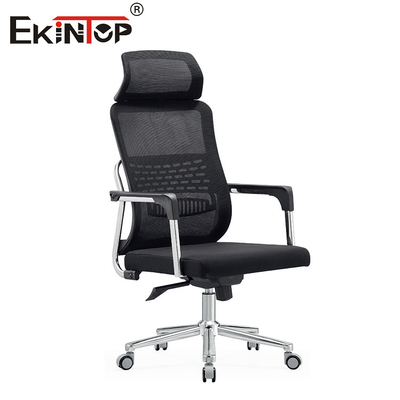 Schwarzer ergonomischer Bürostuhl mit Hochrücken-Gitter mit Schwenkfunktion