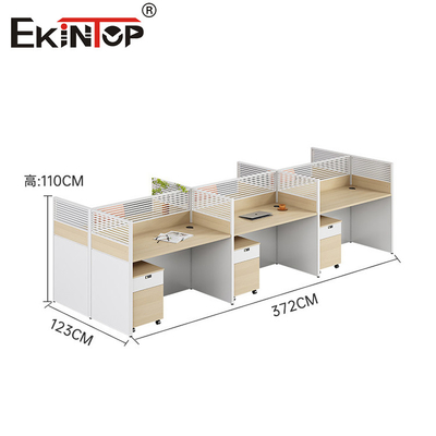 Modulare Arbeitsstation im modernen Stil mit Holzmaterial-Speicher