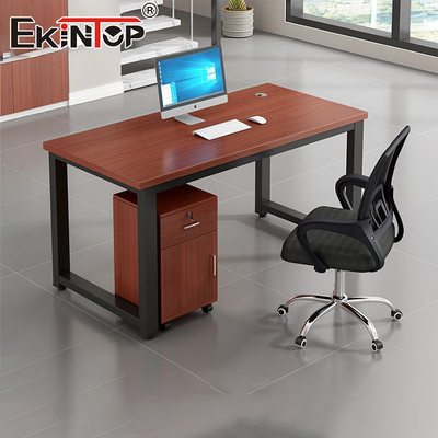 Holzbüro-Schreibtisch im klassischen Stil mit Seitenschrank