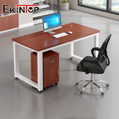 Holzbüro-Schreibtisch im klassischen Stil mit Seitenschrank