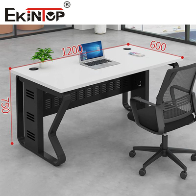 Kleiner Mitarbeiter-Schreibtisch Führungskräfte-Büro-Schreibtisch Business-Stil Massiv-Eiche-Schreibtisch