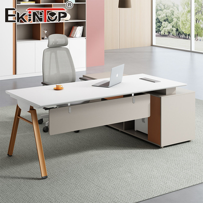 L-förmiger Computer-Schreibtisch Manager Büro-Schreibtisch Moderner Stil Akazienholz-Schreibtisch