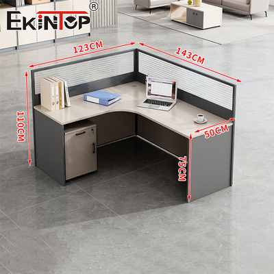 Büro-Schreibtisch mit Schließfach