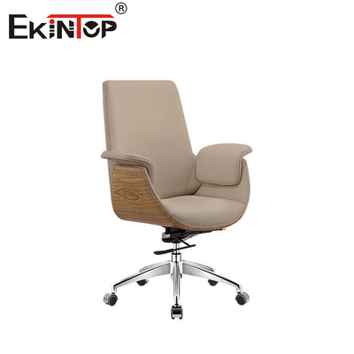 Ergonomischer Bürostuhl aus Leder mit höhenverstellbarem Schreibtisch