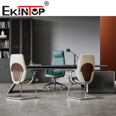 Komfortable Büromöbel Bürostuhl Ergonomischer Führungssessel Lederklubstühle